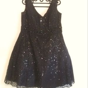 Gorgeous! Plus sz 24W lbd cocktail party prom dress NWT sequins v neck